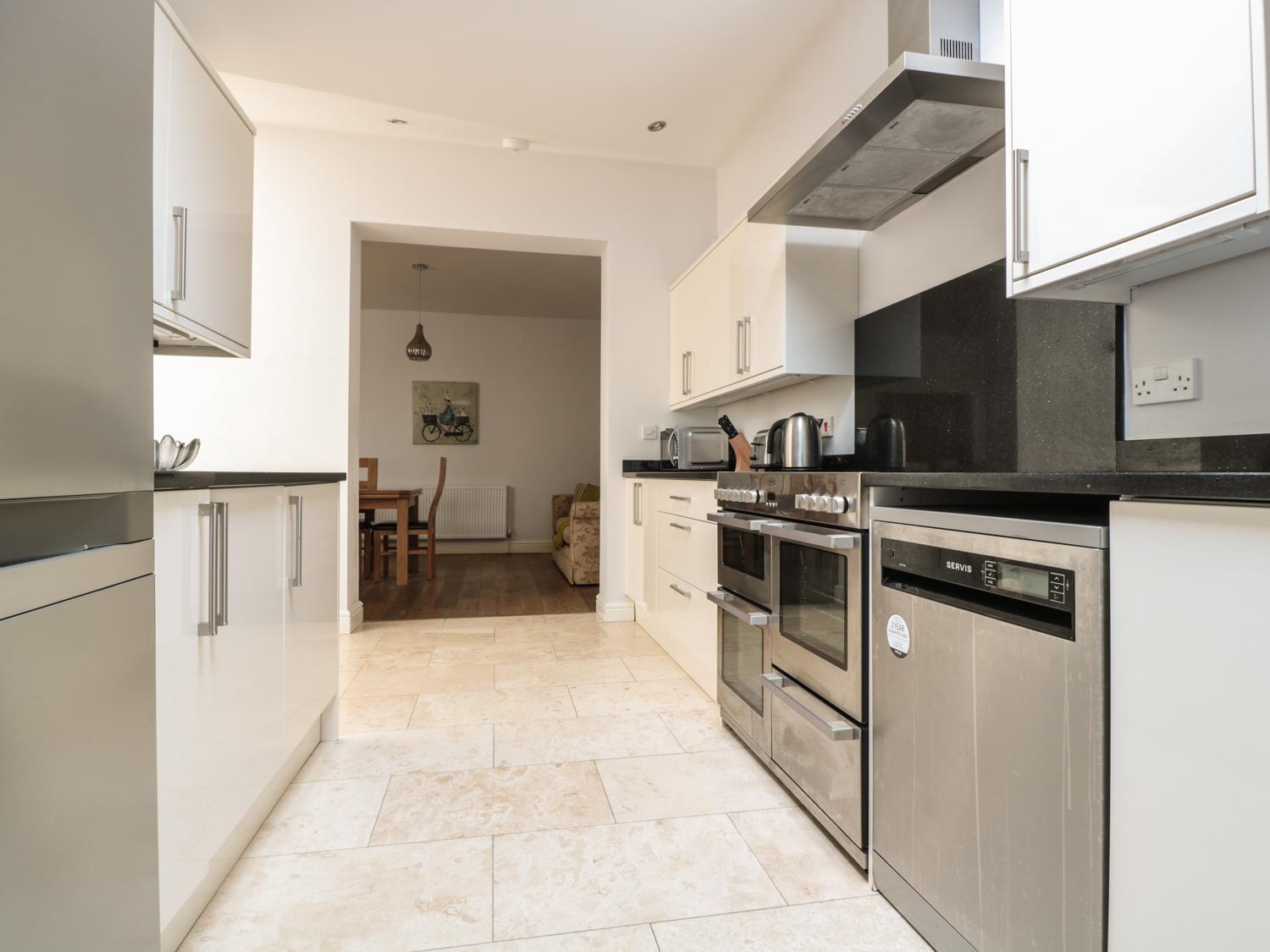 33 Crescent Gardens,